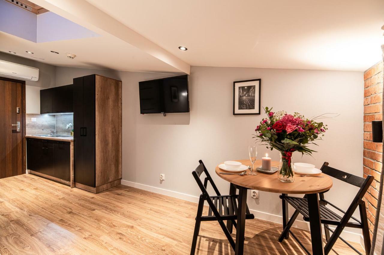 Lubomirskiego 23 Residence - Great Location, 10 Min To Main Square By Foot, Right Next To Main Rail And Bus Station Krakow Ngoại thất bức ảnh
