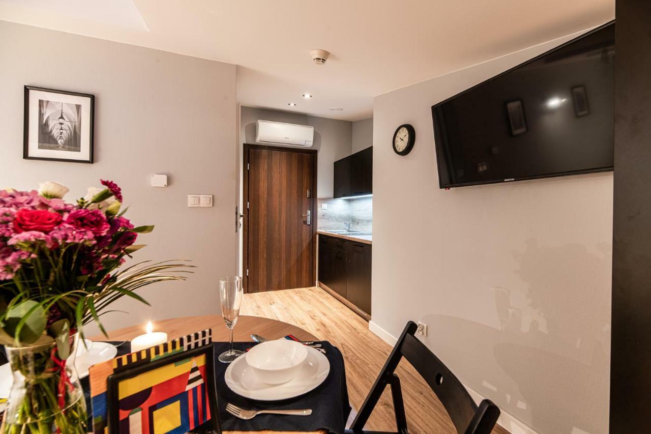 Lubomirskiego 23 Residence - Great Location, 10 Min To Main Square By Foot, Right Next To Main Rail And Bus Station Krakow Ngoại thất bức ảnh